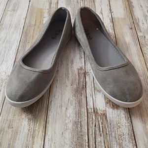 Gray Flats size 7